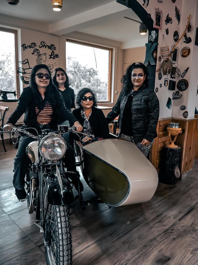 Throttle Shrottle Moto Hostel مايالي المظهر الخارجي الصورة