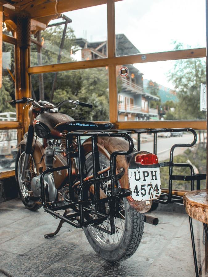 Throttle Shrottle Moto Hostel مايالي المظهر الخارجي الصورة